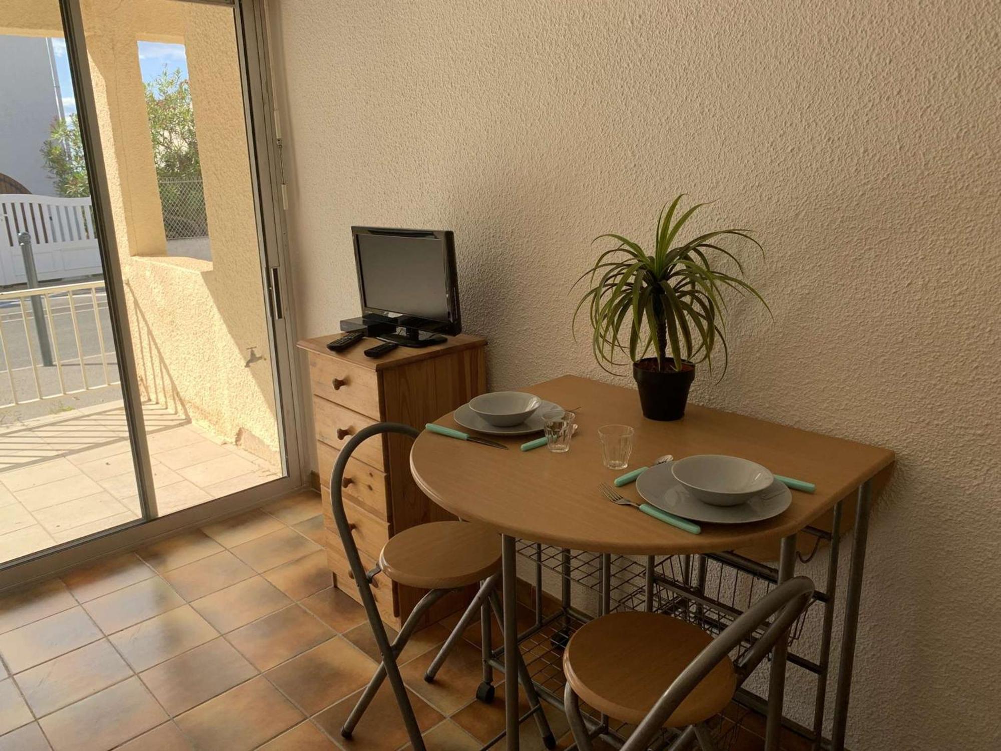 Studio En Rdc A 250M De La Plage - Saint Pierre La Mer, 2 Couchages, Animaux Acceptes - Fr-1-229D-232 Eksteriør bilde